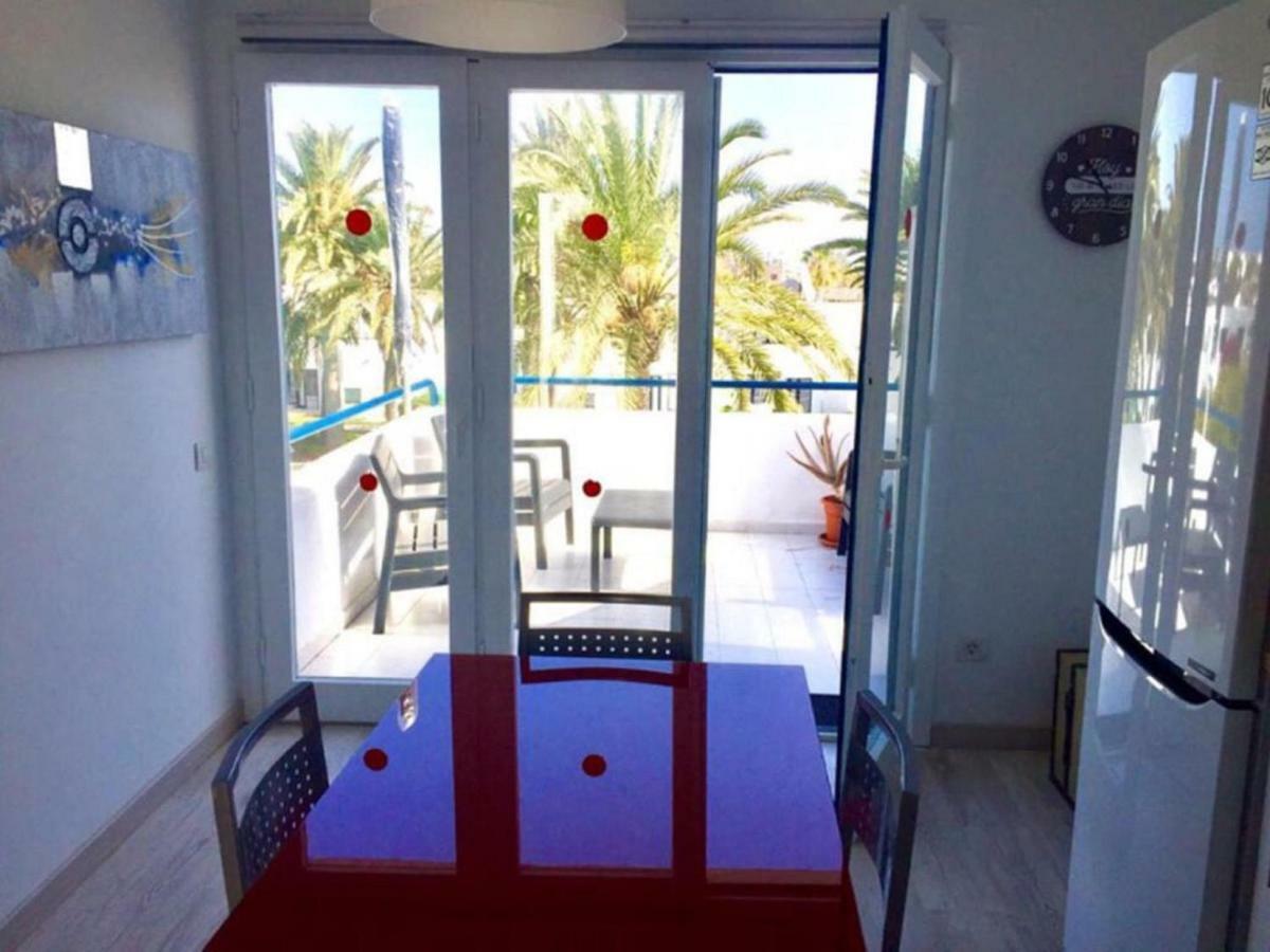 Los Barqueros Corralejo "Beach Front - Town Centre" Apartment Ngoại thất bức ảnh